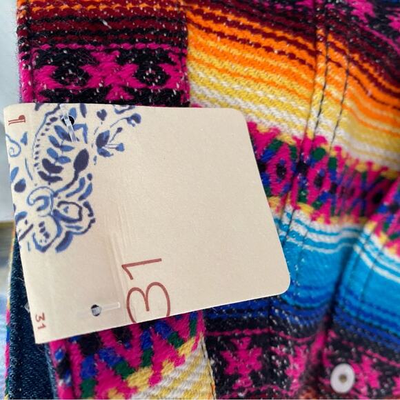 Pilcro Anthropologie Stripe Surf Shorts NWTs Size 31 Frayed Hem - Picture 10 of 11